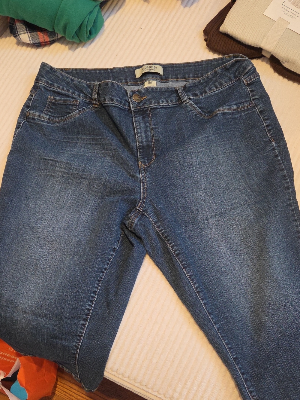 d. jeans Women's Dark Blue Skinny Jean Shorts